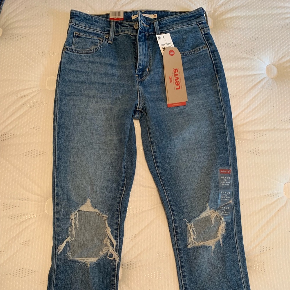 Levi’s 721 High Rise Skinny Jeans
